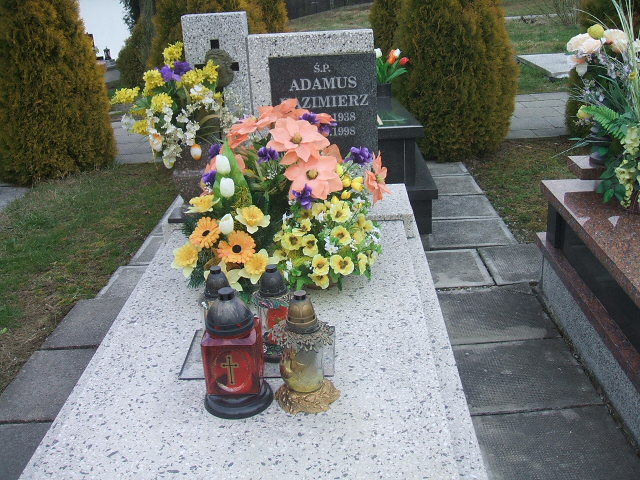 Grób Kazimierz Adamus