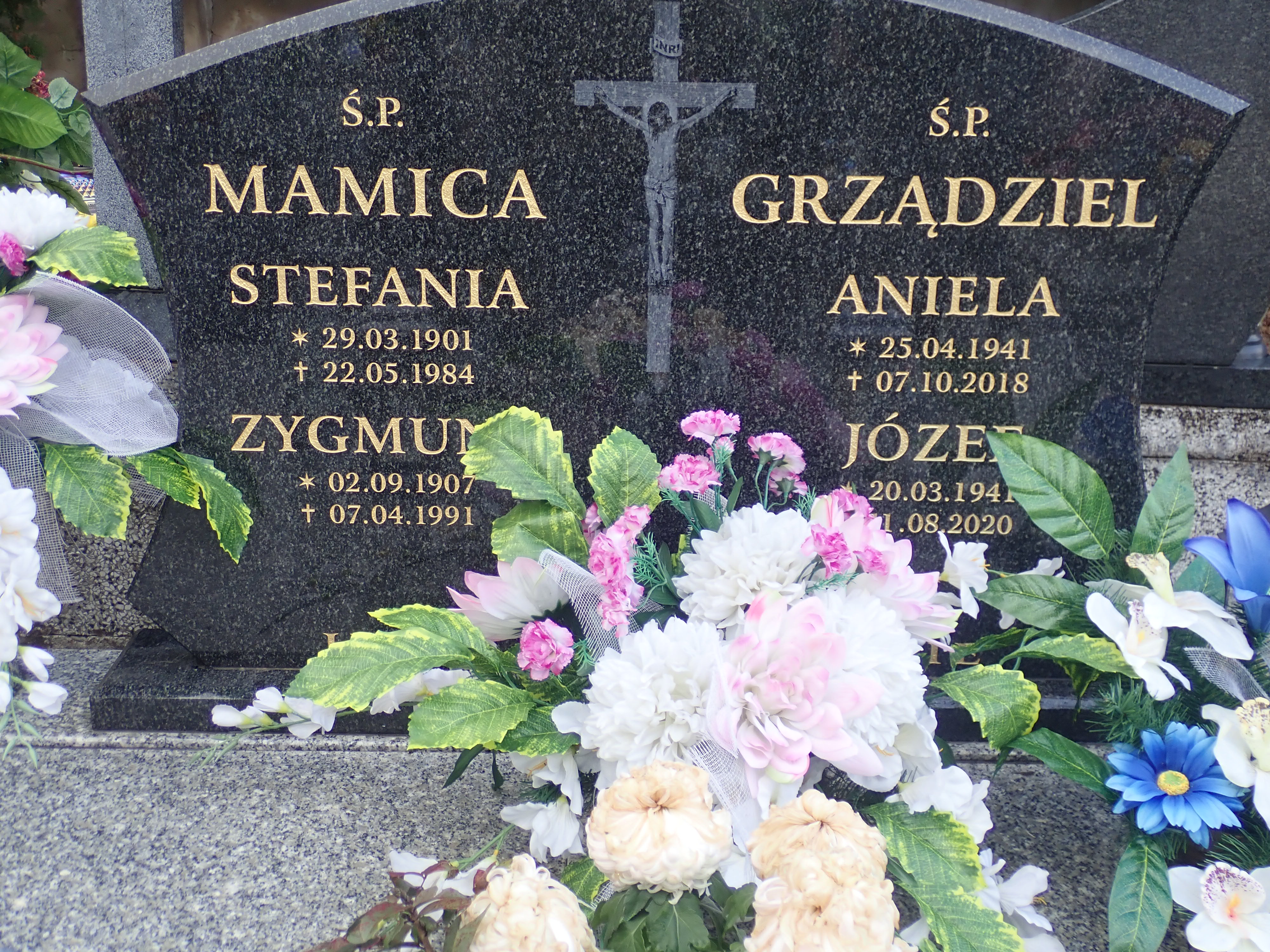 Grób Aniela Grządziel