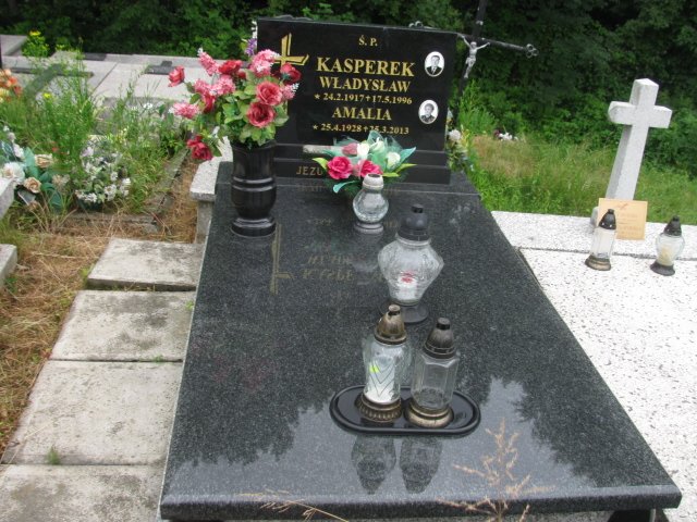 Grób Amalia Kasperek