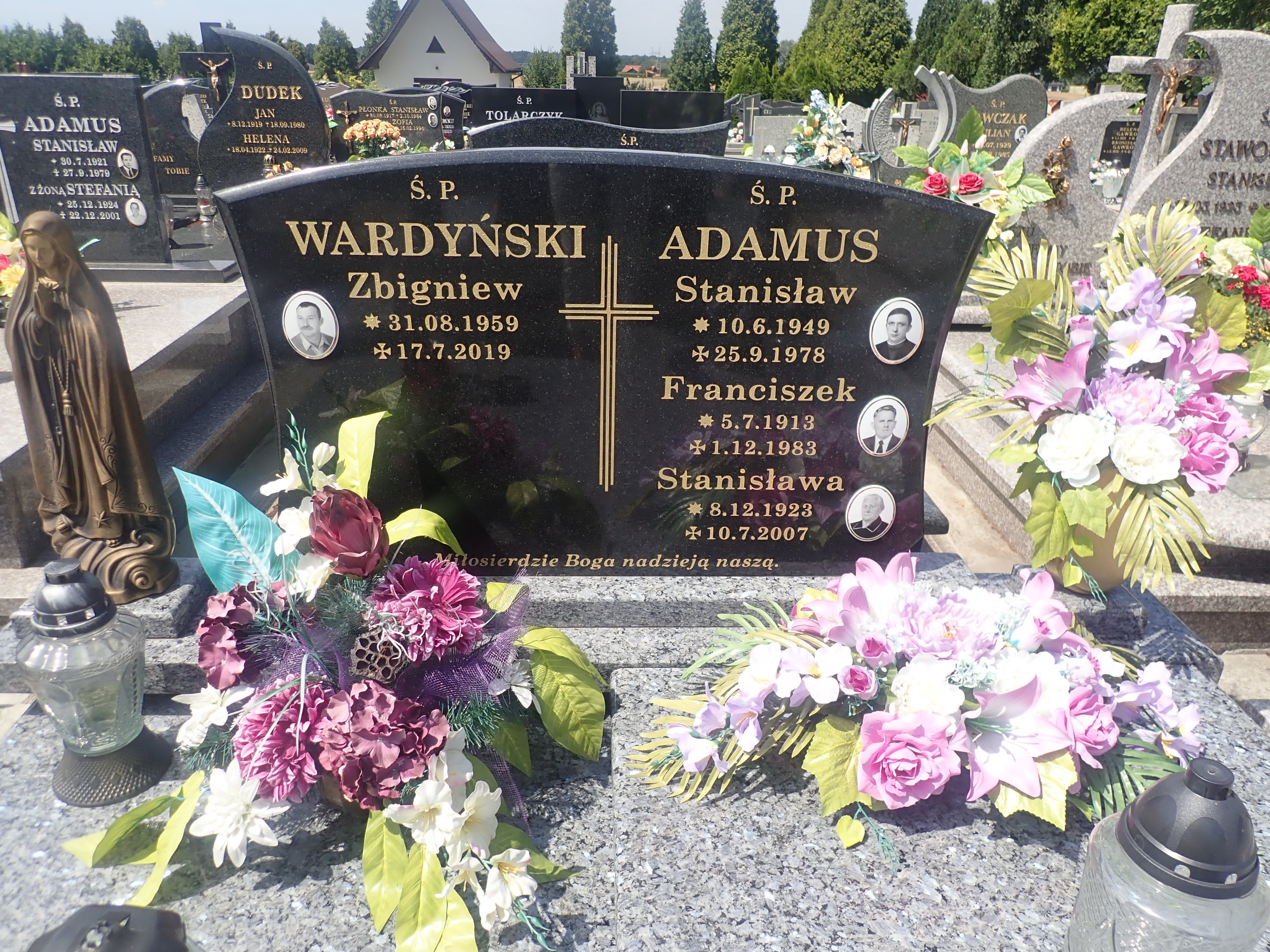 Grób Stanisław Adamus