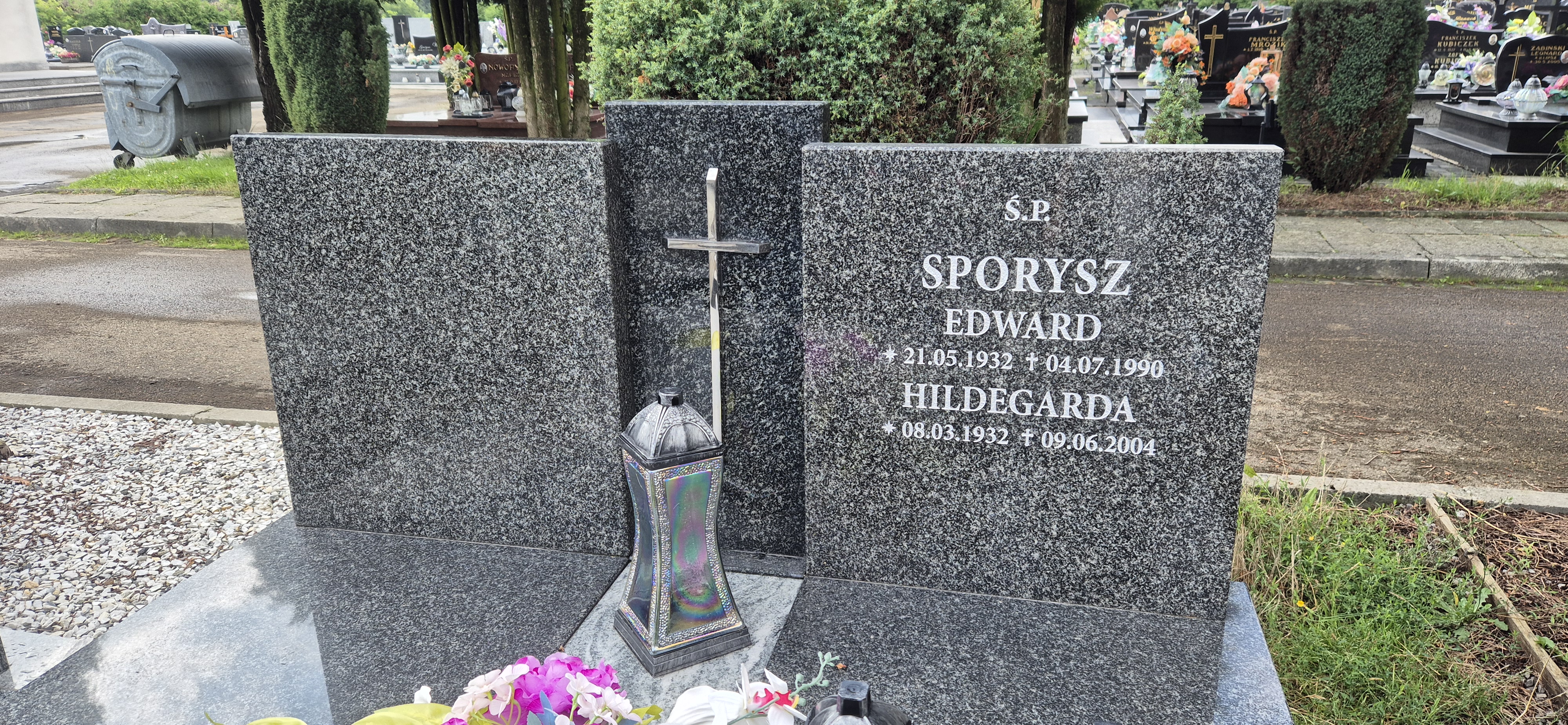 Grób Mieczysław Naglik